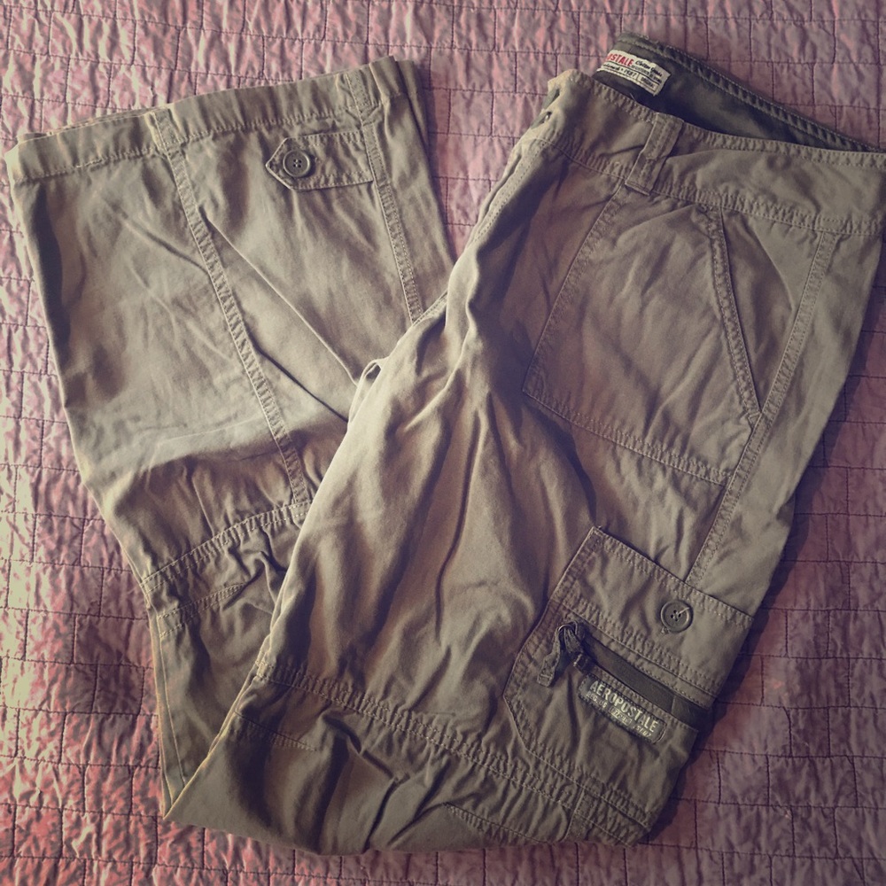 Aeropostale Cargo Pants
